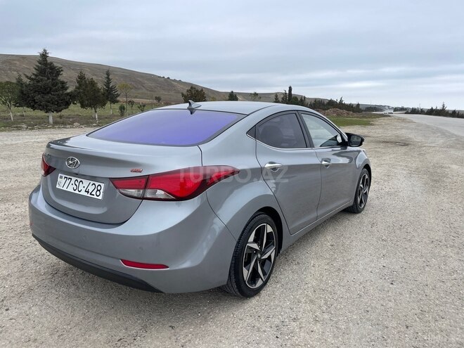 Hyundai Avante 2014, 175,230 km - 1.6 л - Siyəzən