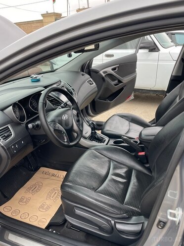 Hyundai Avante 2014, 175,230 km - 1.6 л - Siyəzən