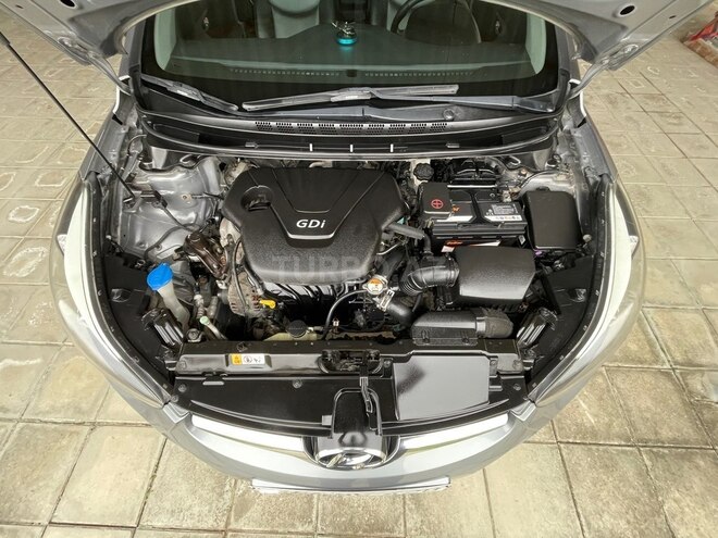 Hyundai Avante 2014, 175,230 km - 1.6 л - Siyəzən