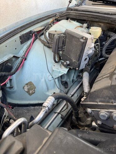 BMW 528 1996, 452,525 km - 2.8 l - Bakı
