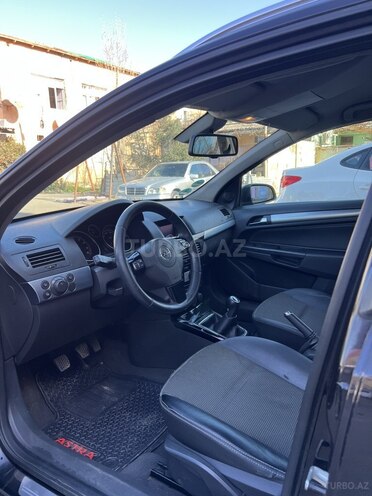 Opel Astra 2009, 297,000 km - 1.4 l - Bakı