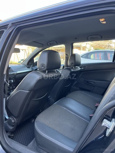 Opel Astra 2009, 297,000 km - 1.4 l - Bakı