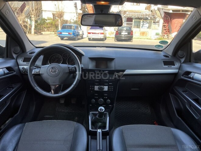Opel Astra 2009, 297,000 km - 1.4 l - Bakı