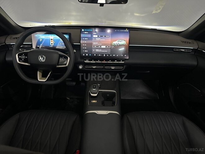 Changan Lamore-16
