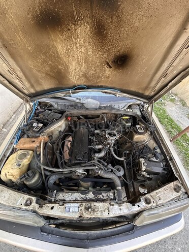 Mercedes 190 1988, 200,000 km - 2.0 л - Bakı