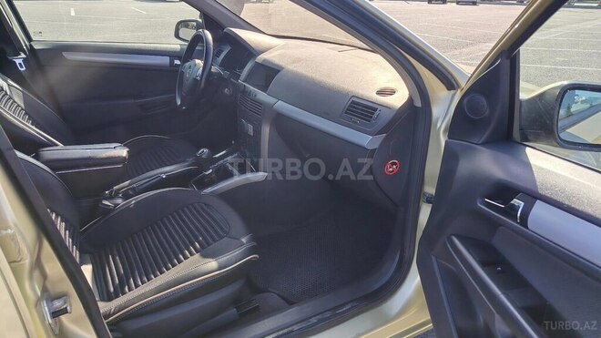 Opel Astra 2004, 233,000 km - 1.4 l - Sumqayıt