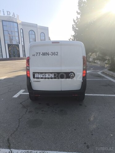Opel Combo-9