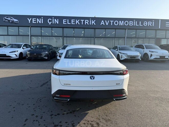 Changan Eado-4