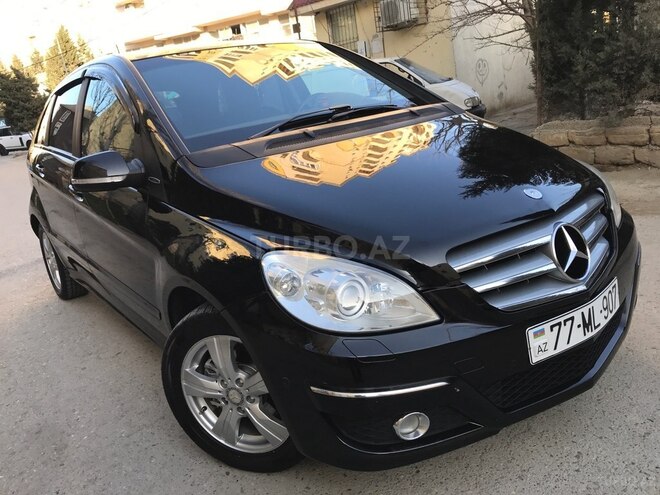 Mercedes B 180 2011, 146,000 km - 1.6 l - Sumqayıt