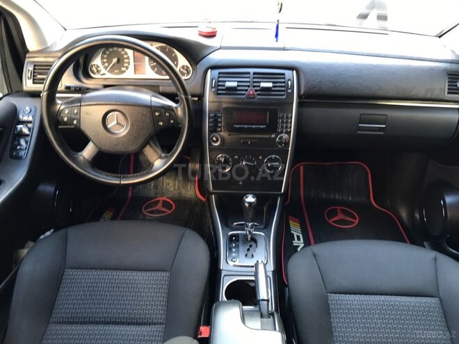 Mercedes B 180 2011, 146,000 km - 1.6 l - Sumqayıt