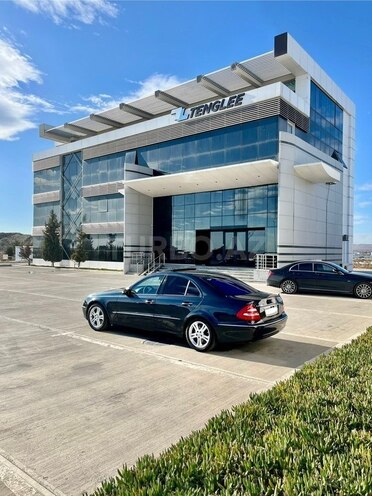 Mercedes E 220 2006, 320,000 km - 2.2 l - Masallı