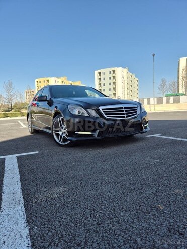 Mercedes E 300 2012, 377,000 km - 3.0 l - Yevlax