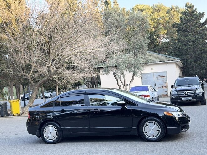 Honda Civic 2008, 327,144 km - 1.3 л - Sumqayıt