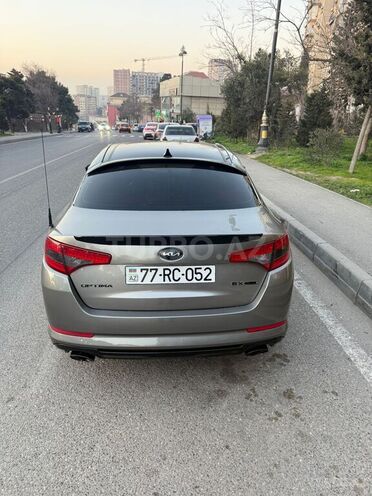 Kia Optima 2011, 241,000 km - 2.0 л - Bakı