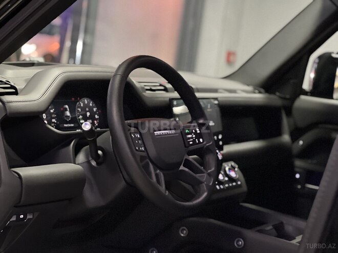 Land Rover Defender-15