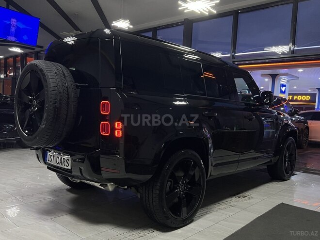 Land Rover Defender-9