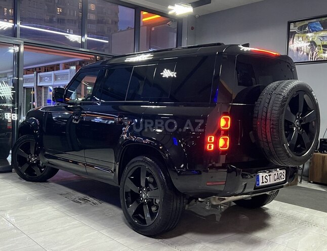 Land Rover Defender-8