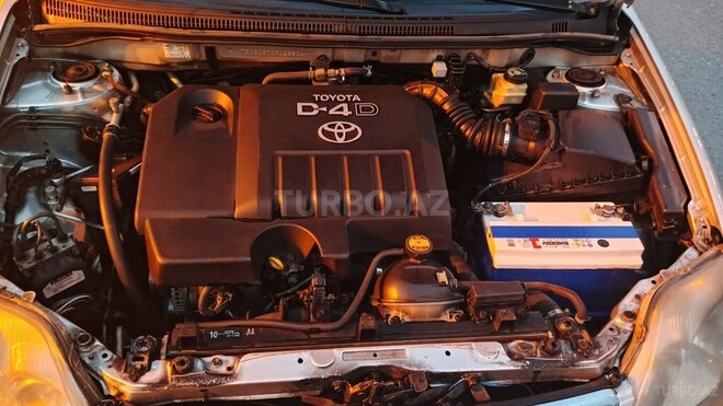 Toyota Corolla 2006, 255,000 km - 1.4 l - Bakı