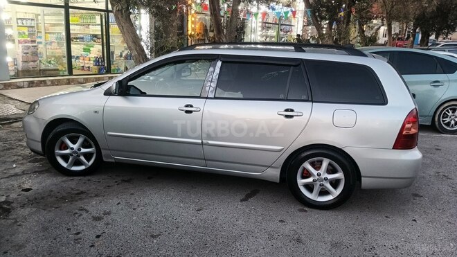 Toyota Corolla 2006, 255,000 km - 1.4 l - Bakı