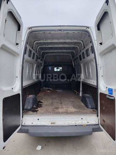Ford Transit 2009, 300,000 km - 2.4 l - Quba