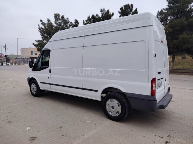 Ford Transit 2009, 300,000 km - 2.4 l - Quba