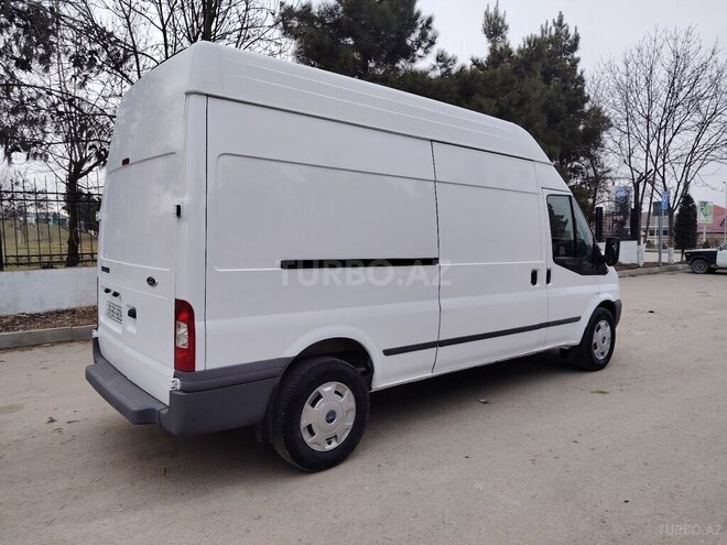 Ford Transit 2009, 300,000 km - 2.4 l - Quba