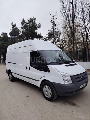 Ford Transit 2009, 300,000 km - 2.4 l - Quba