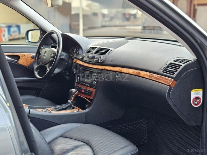 Mercedes E 220 2006, 153,335 km - 2.2 l - Salyan