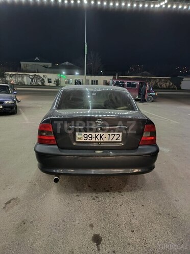 Opel Vectra-2
