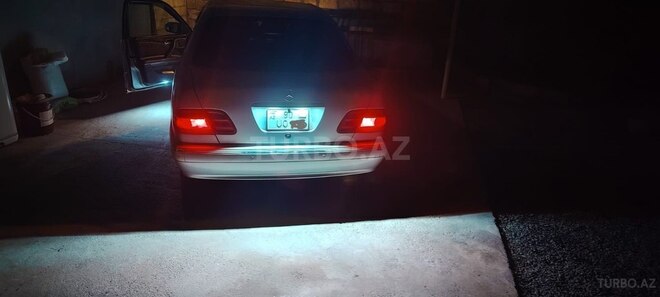 Mercedes E 240 2000, 410,000 km - 2.4 l - İmişli