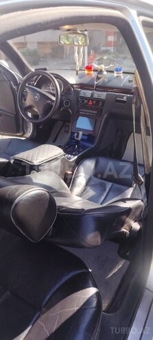 Mercedes E 240 2000, 410,000 km - 2.4 l - İmişli