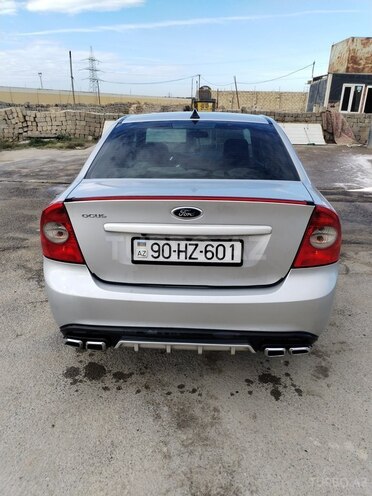 Ford Focus-6
