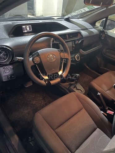 Toyota Aqua 2018, 76,460 km - 1.5 l - Bakı