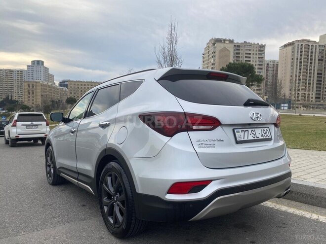 Hyundai Santa Fe 2016, 214,043 km - 2.0 л - Bakı