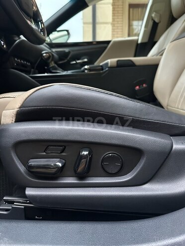 Lexus ES 300h 2020, 70,000 km - 2.5 л - Bakı
