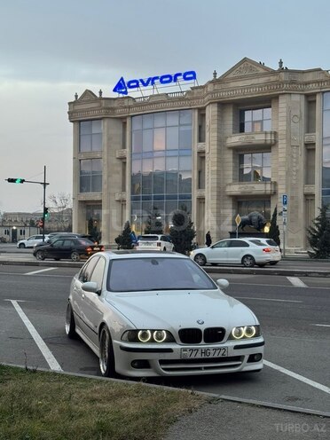 BMW 530 2001, 240,000 km - 3.0 l - Mingəçevir