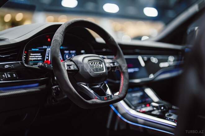 Audi RS Q8 Performance-13