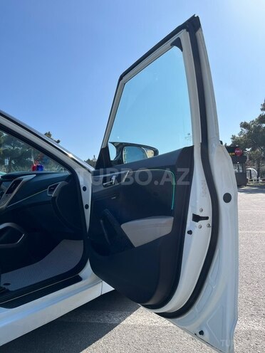 Hyundai Veloster 2012, 241,000 km - 1.6 л - Bakı