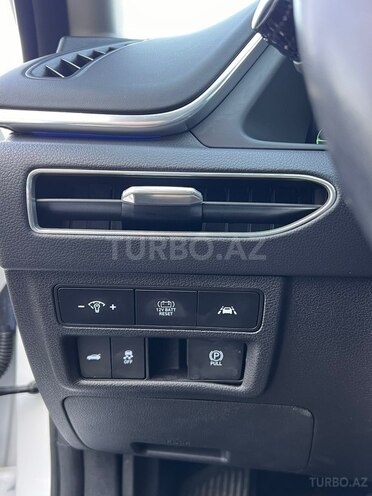 Hyundai Sonata-9