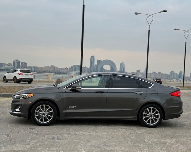 Ford Fusion (North America) 2017, 178,000 km - 2.0 l - Bakı