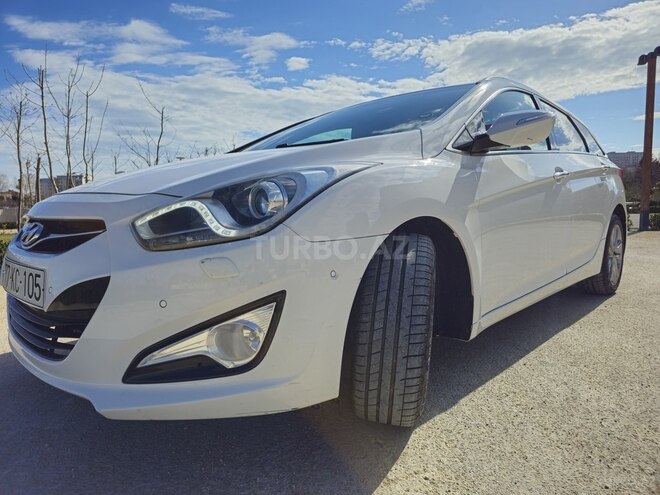 Hyundai i40-13