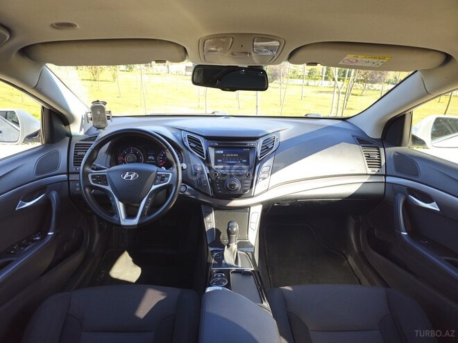 Hyundai i40-7