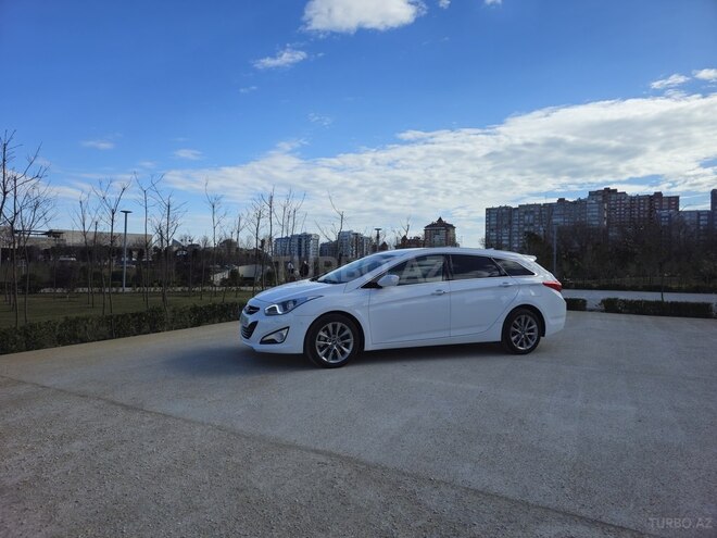 Hyundai i40-17