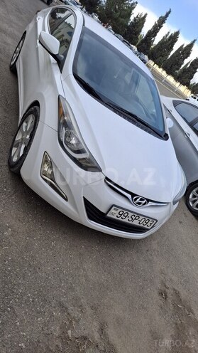 Hyundai Elantra 2015, 195,300 km - 1.8 л - Gəncə