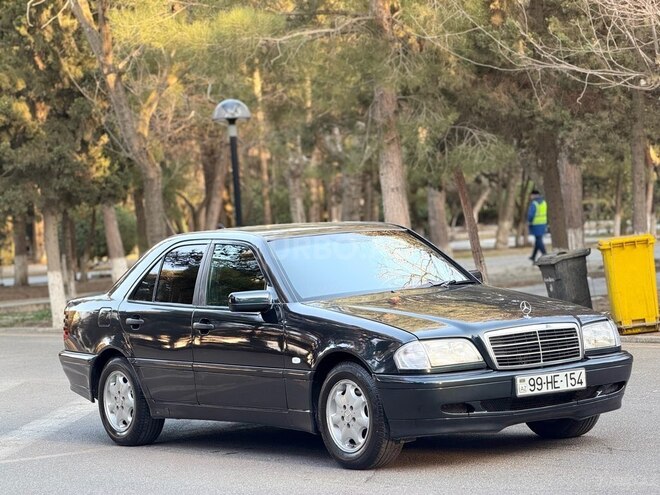 Mercedes C 220 1999, 321,477 km - 2.2 l - Sumqayıt