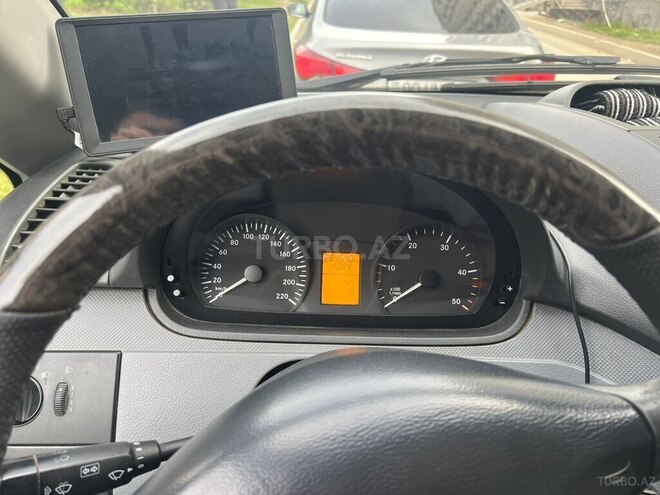 Mercedes Vito 2007, 281,000 km - 2.1 l - Bakı