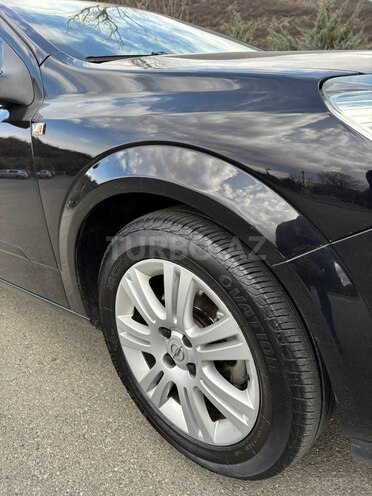 Opel Astra 2009, 240,080 km - 1.4 l - Şəki