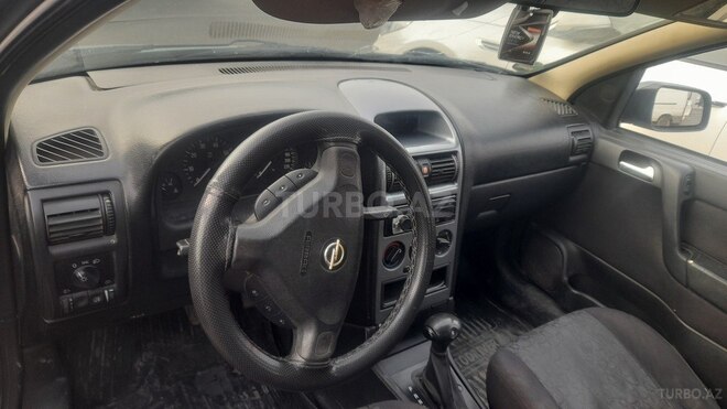 Opel Astra 2000, 280,000 km - 1.6 l - Bakı