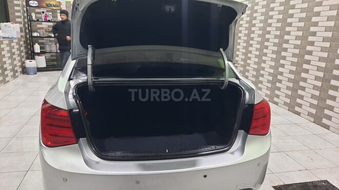 Chevrolet Cruze 2010, 270,000 km - 1.6 л - Quba