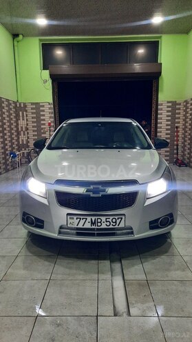 Chevrolet Cruze 2010, 270,000 km - 1.6 л - Quba